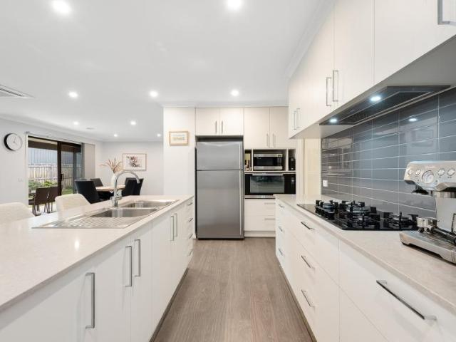 House for sale in Lovely Banks, Geelong