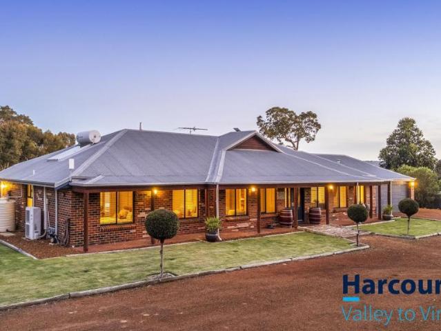 House for sale in Lower Chittering, Shire Of Chittering