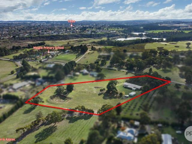House for sale in Magpie, Ballarat