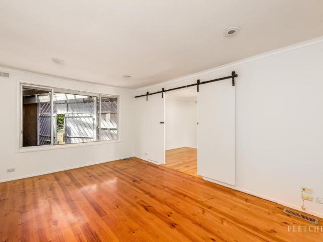 House for sale in Mill Park, Melbourne