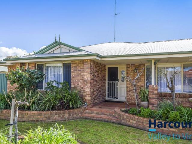 House for sale in Moora, Shire Of Moora