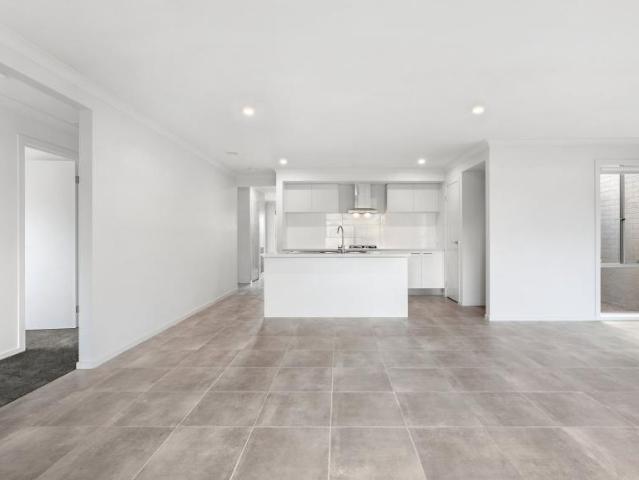 House for sale in Mount Duneed, Geelong