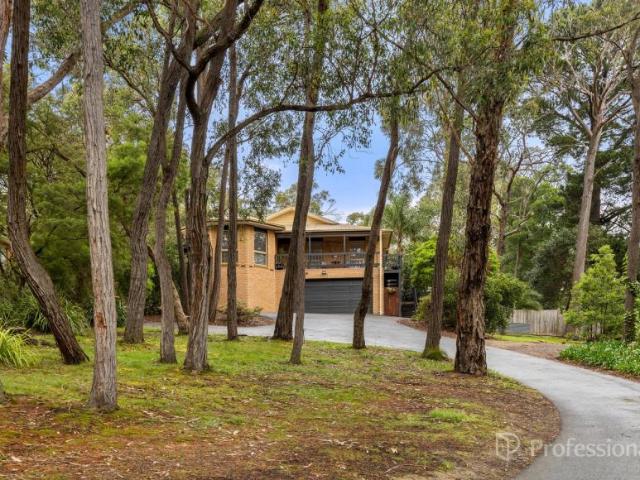 House for sale in Mount Evelyn, Melbourne