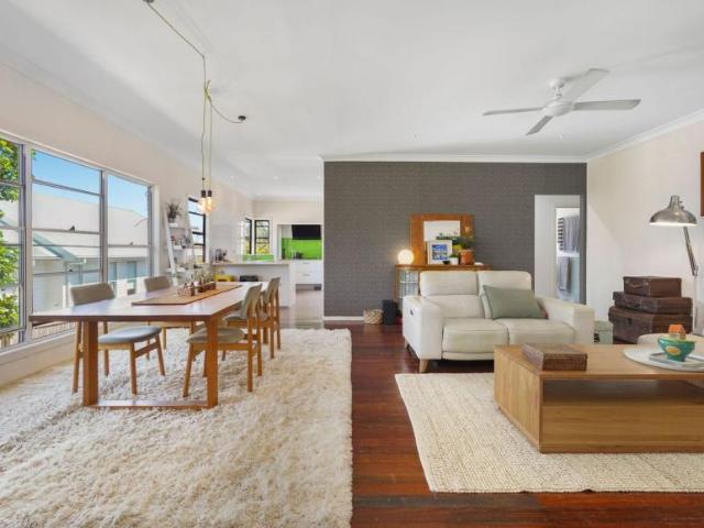 House for sale in Mount Gravatt East, Greater Brisbane