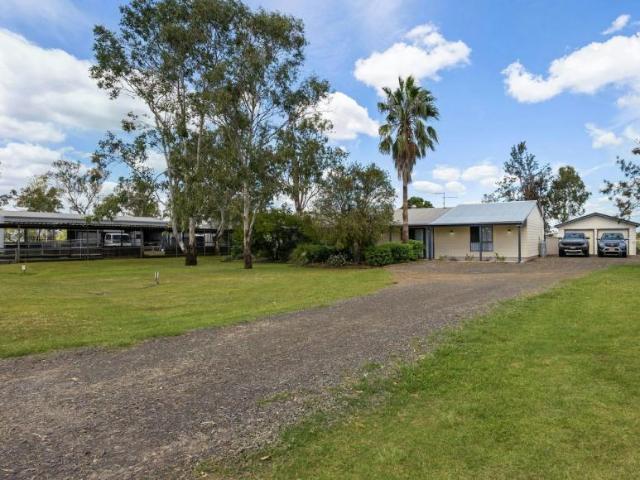 House for sale in Mount Tarampa, Somerset Regional