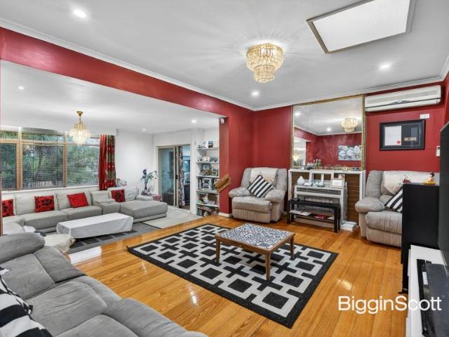 House for sale in Mount Waverley, Melbourne