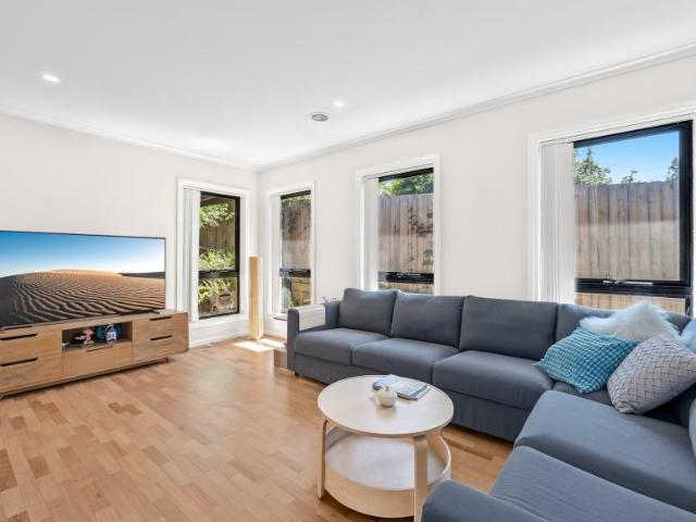 House for sale in Mount Waverley, Melbourne
