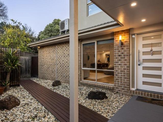 House for sale in Mount Waverley, Melbourne