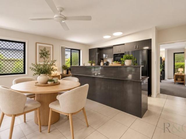 House for sale in Mountain Creek, Sunshine Coast Regional