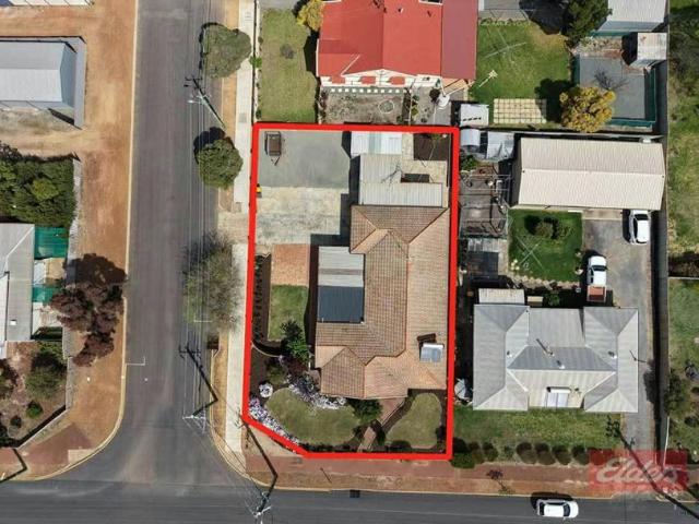 House for sale in Narrogin, Shire Of Narrogin