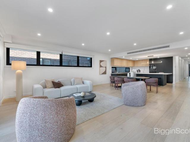 House for sale in Niddrie, Melbourne