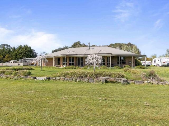 House for sale in Nintingbool, Golden Plains Shire