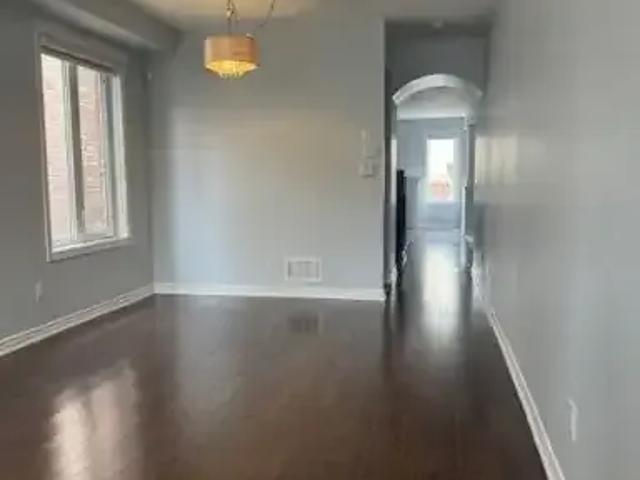 House for rent in Oakville, Ontario