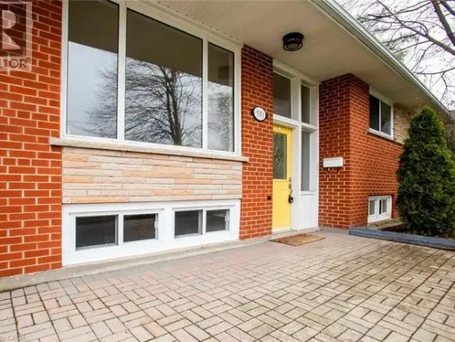 House for rent in Oakville, Ontario