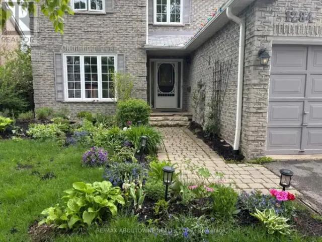 House for rent in Oakville, Ontario