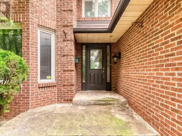 House for rent in Oakville, Ontario