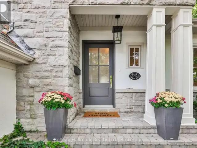 House for rent in Oakville, Ontario