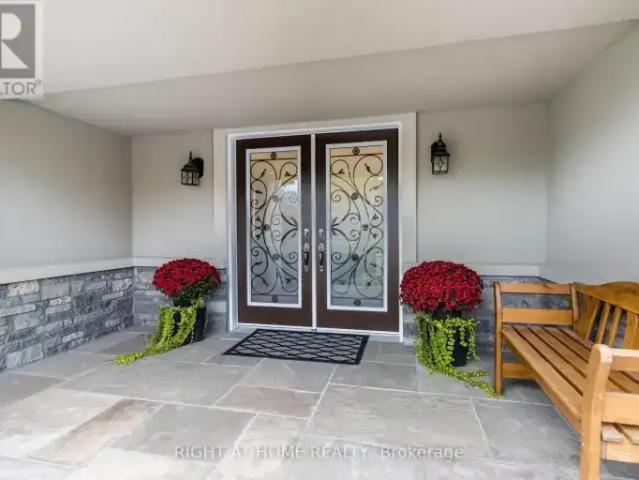 House for rent in Oakville, Ontario