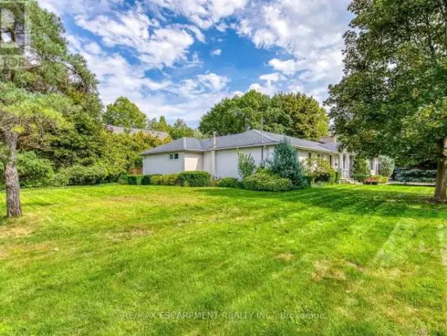 House for rent in Oakville, Ontario