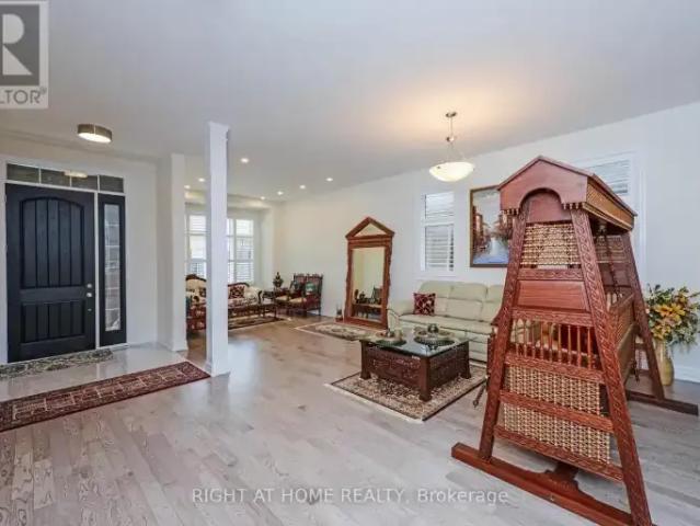 House for rent in Oakville, Ontario