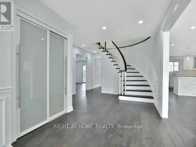 House for rent in Oakville, Ontario