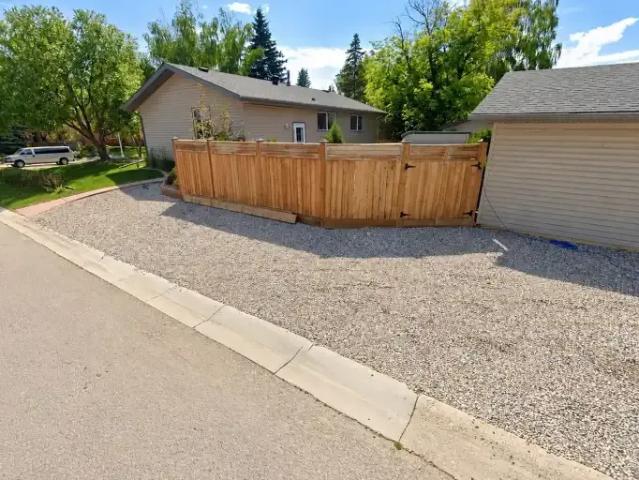House for rent in Central Heights, Okotoks