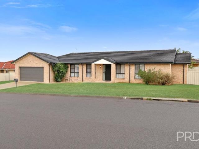 House for sale in Oxley Vale, Tamworth