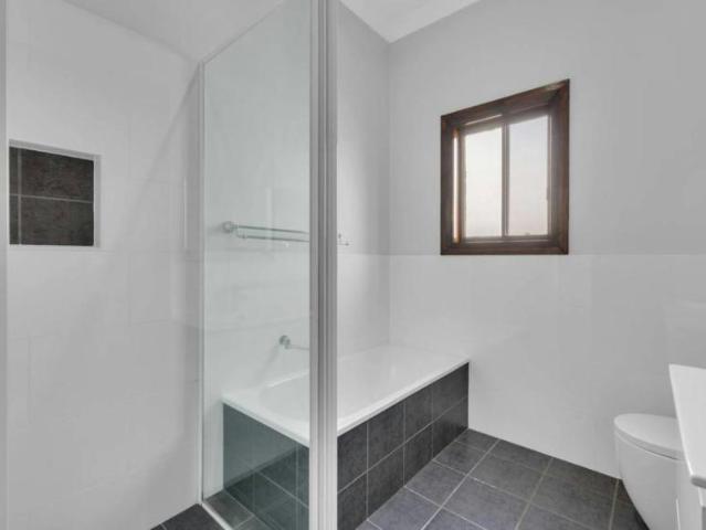 House for rent in Parkes, Parkes Shire Council