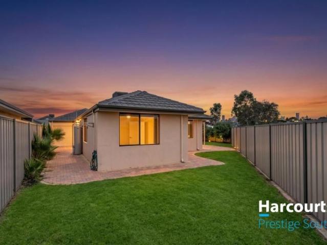 House for sale in Piara Waters, City Of Armadale
