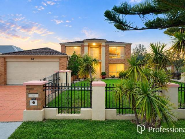 House for sale in Point Cook Gardens, Melbourne