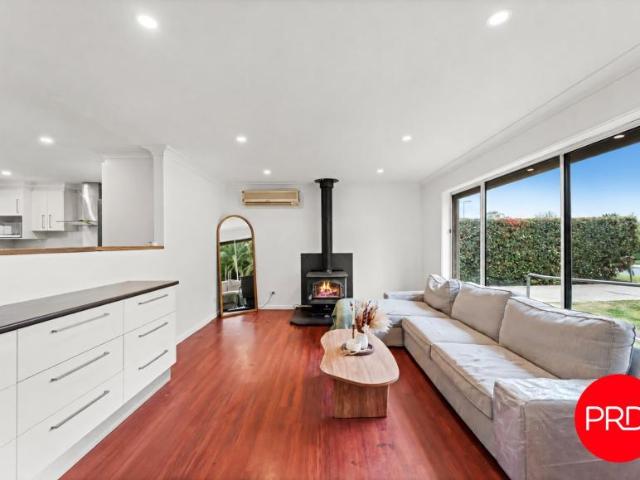 House for sale in Queanbeyan West, Queanbeyan