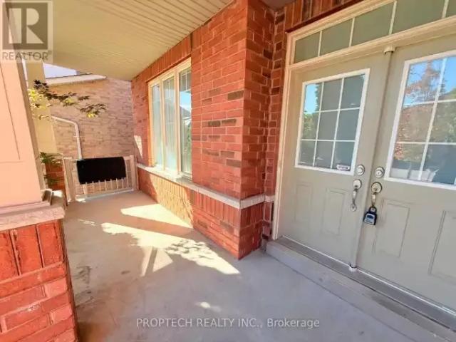 House for rent in Richmond Hill, Golden Horseshoe
