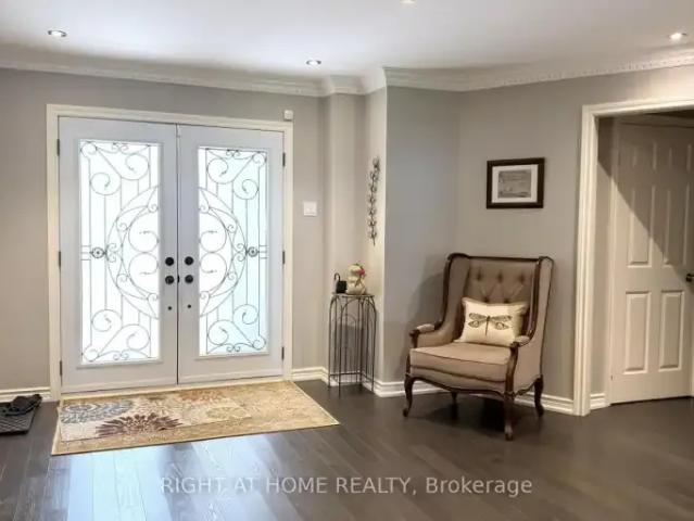 House for rent in Richmond Hill, Golden Horseshoe
