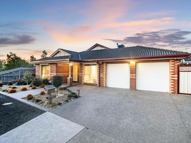 House for sale in Roxburgh Park, Melbourne