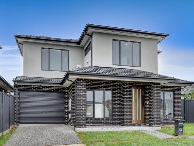 House for sale in Roxburgh Park, Melbourne
