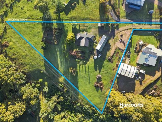 House for sale in Spreyton, Devonport