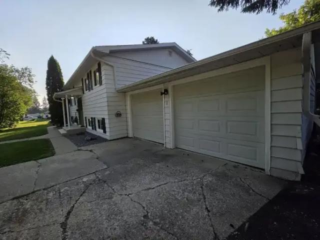House for rent in Saint Albert, Alberta