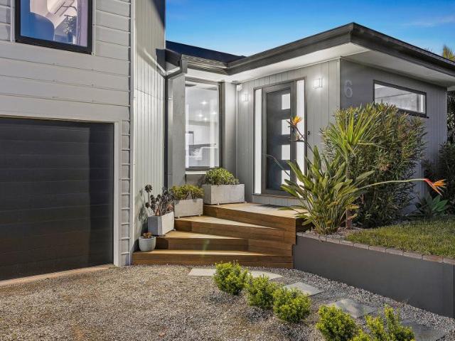 House for sale in Strathdale, Bendigo