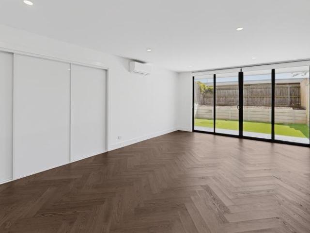 House for rent in Strathmore, Melbourne