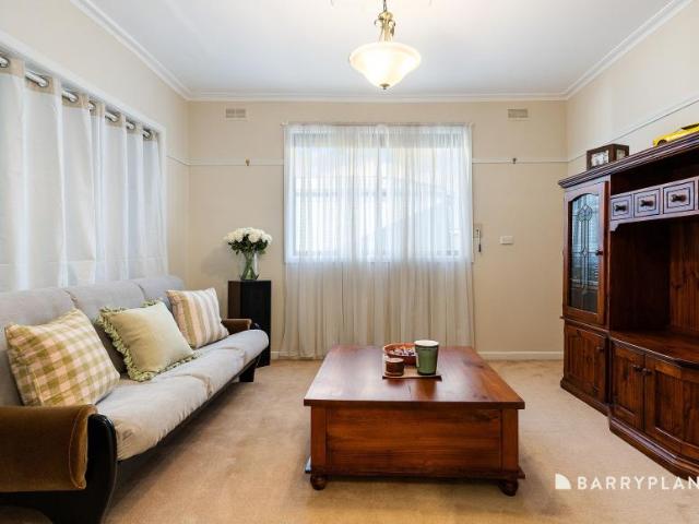 House for rent in Sunshine West, Melbourne
