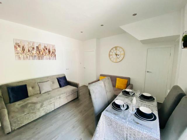 House for rent in Nangreaves, Wales