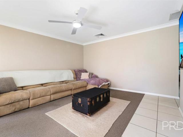 House for sale in Oxley Vale, Tamworth