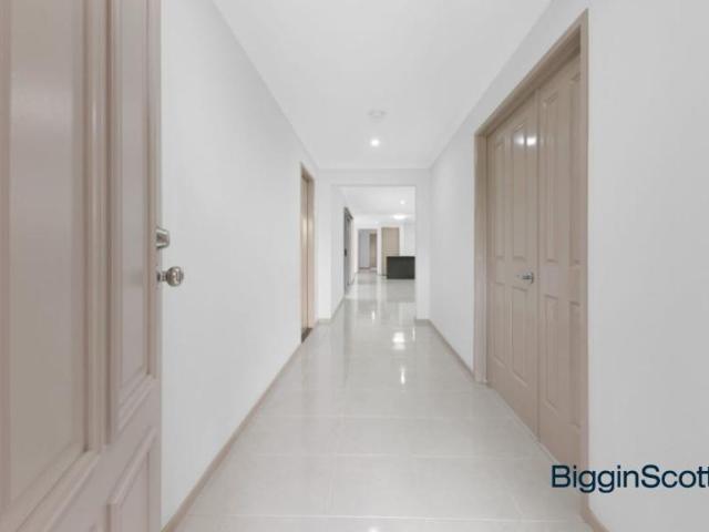 House for sale in The Rise, Melbourne