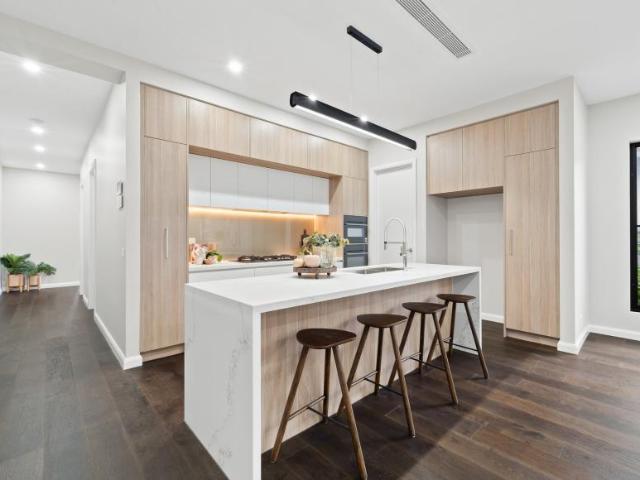 House for sale in Templestowe Lower, Melbourne