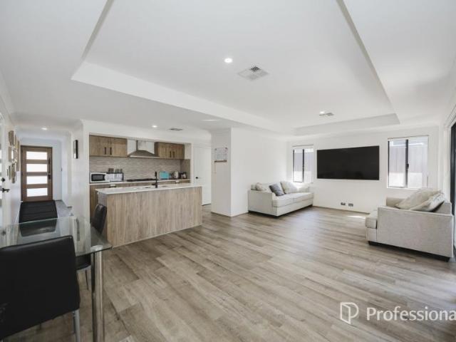 House for sale in The Vines, City of Swan