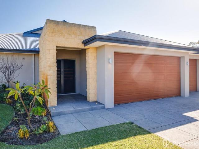 House for sale in The Vines, City of Swan