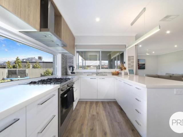 House for sale in Thurgoona, Table Top