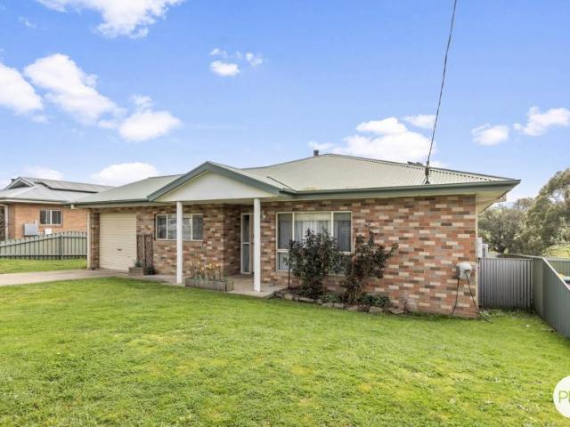 House for sale in Tumbarumba, Snowy Valleys Council