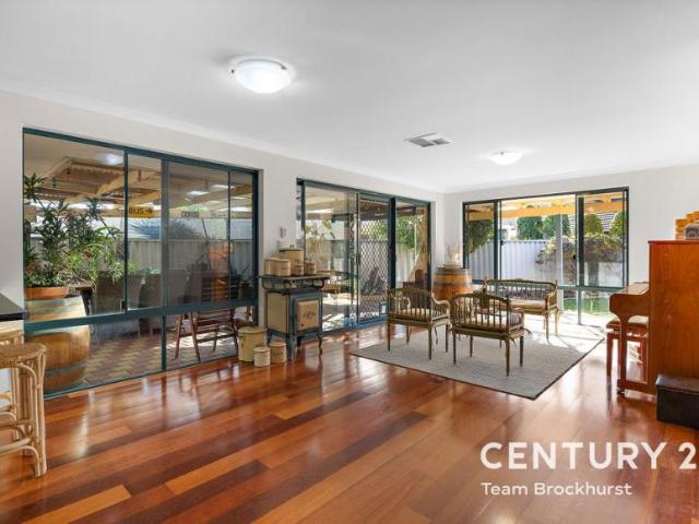 House for sale in Waikiki, Western Australia