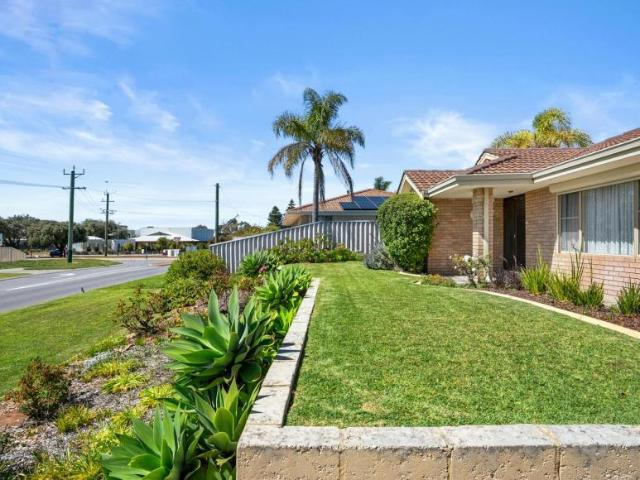 House for sale in Waikiki, City of Rockingham